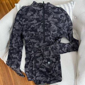 Lululemon Black & Gray Camo Running 1/4 Zip